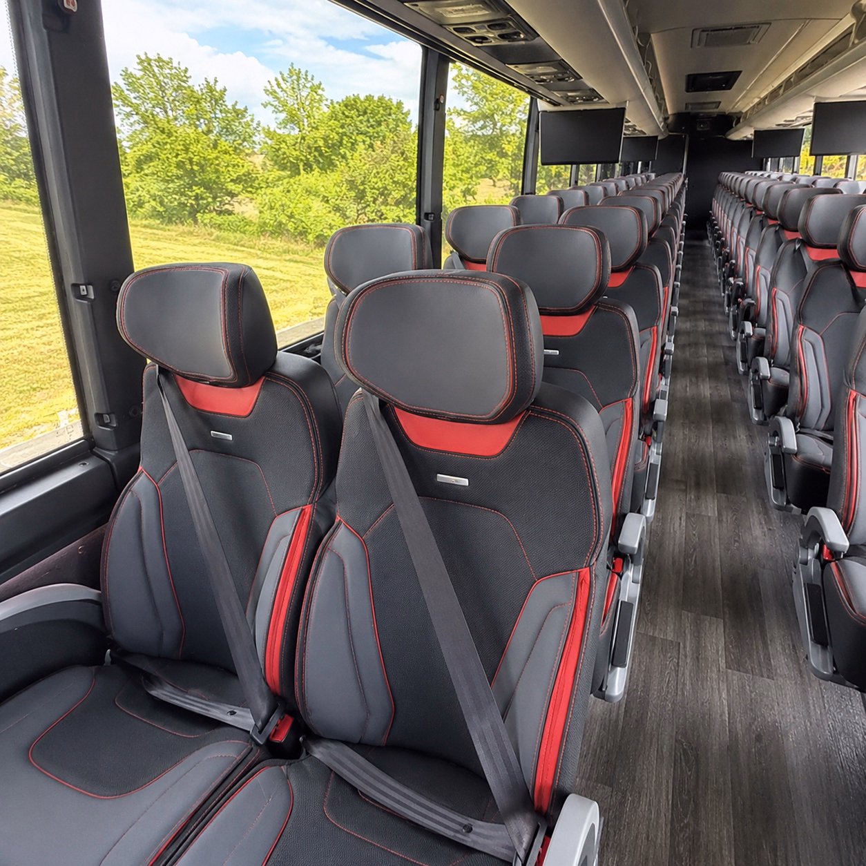 charter bus service for multi day group itineraries from sacramento