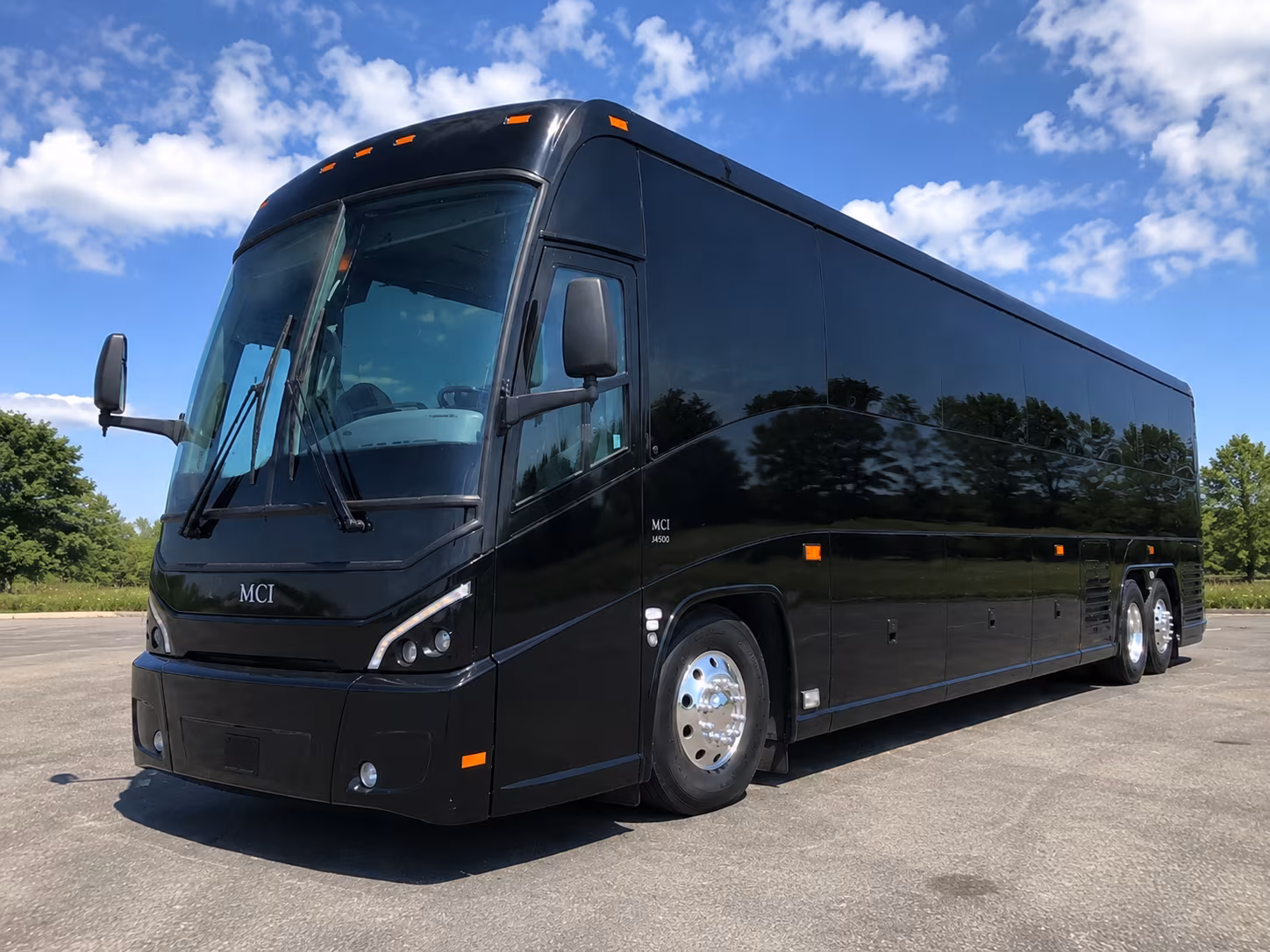 guest shuttle buses between downtown sacramento hotels and your ceremony venue